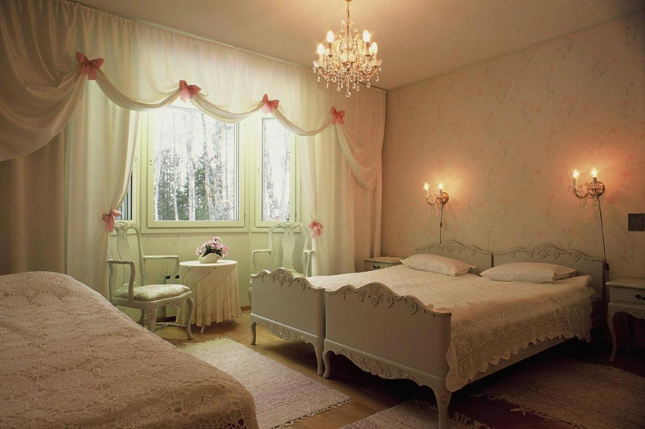 Hotelli Kultainen Joutsen Kuusamo Extérieur photo