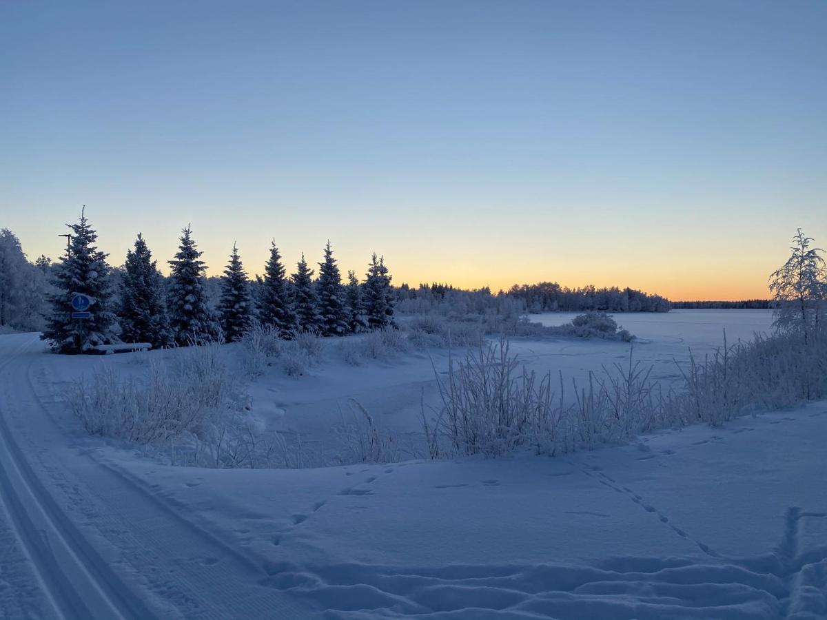 Hotelli Kultainen Joutsen Kuusamo Extérieur photo